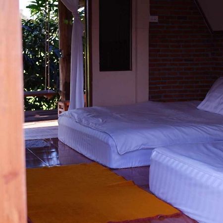 Huean Himbo Apartamento Chiang Rai Exterior foto