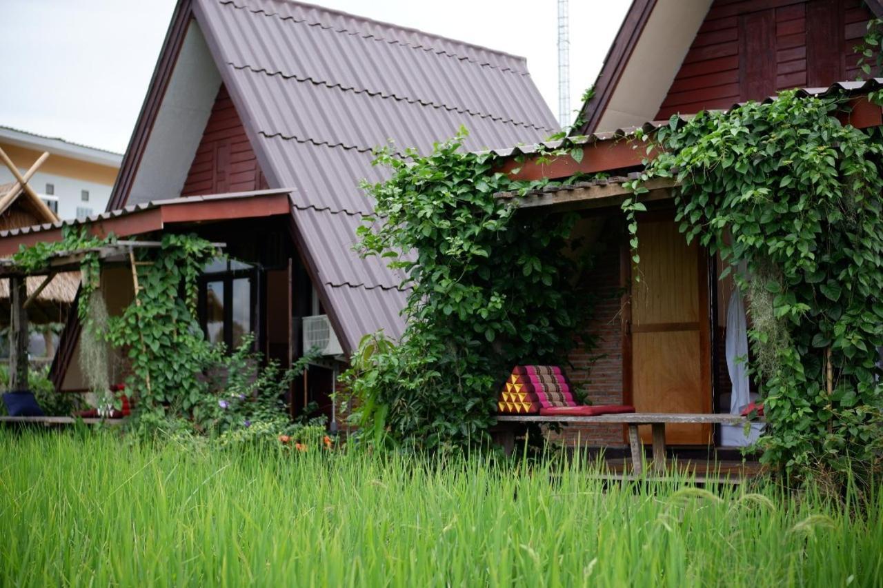 Huean Himbo Apartamento Chiang Rai Exterior foto
