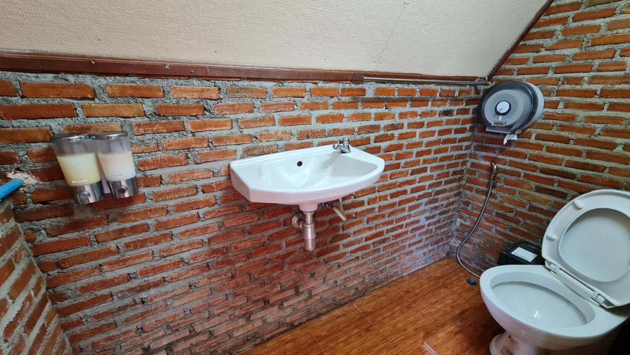 Huean Himbo Apartamento Chiang Rai Exterior foto